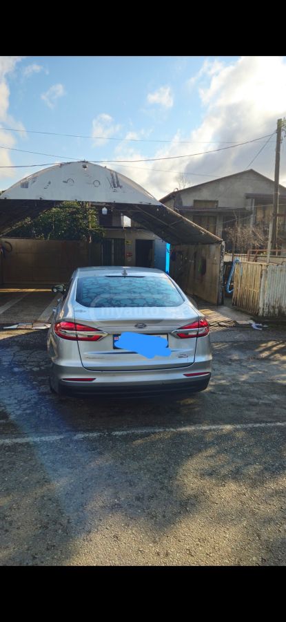 Ford Fusion - фото 3