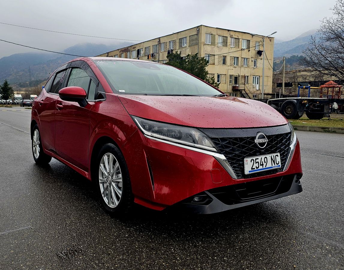 Nissan Note - фото 4