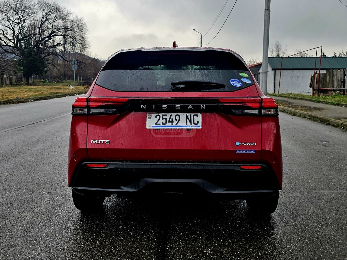 Nissan Note - фото 9