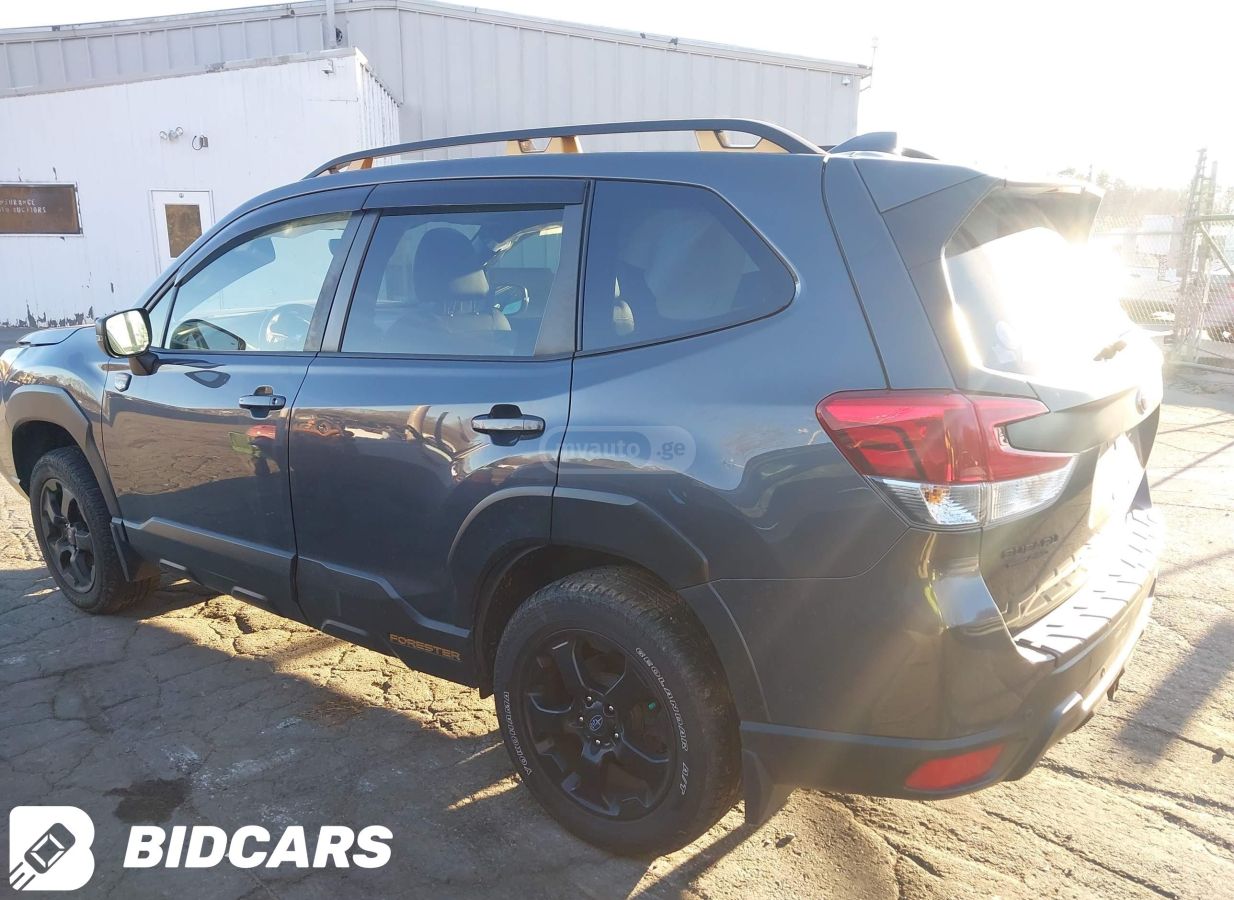 Subaru Premium 4dr All-Wheel Drive CV — миниатюра 6