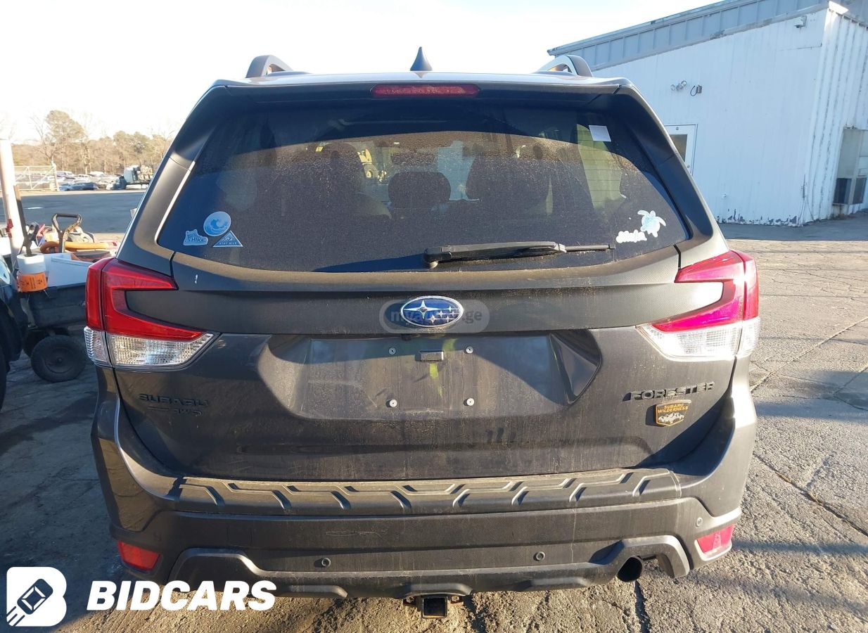 Subaru Premium 4dr All-Wheel Drive CV — миниатюра 7