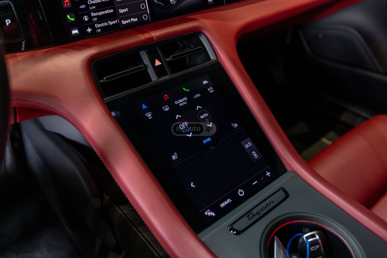 Porsche Taycan 4 S - фото 14