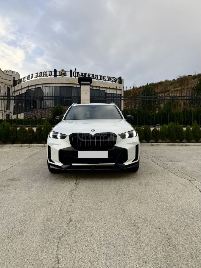 BMW xDrive40i 4dr All-Wheel Drive — миниатюра 1