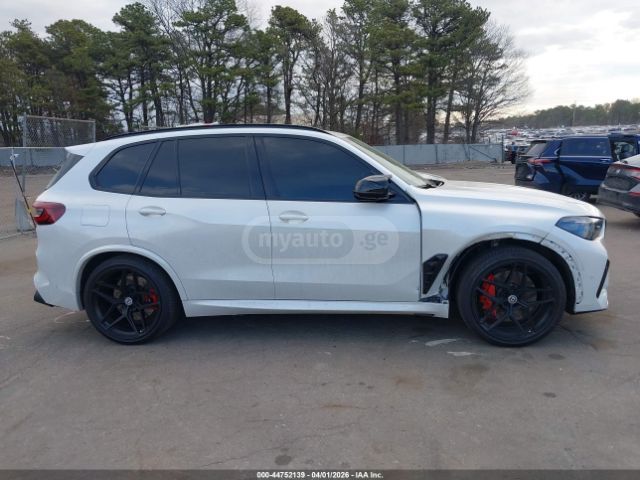 BMW X5 M Base 4dr All-Wheel Drive Sport 2022 — миниатюра 11