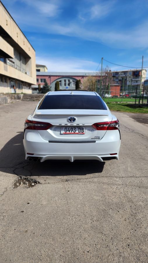 Toyota Camry - фото 5