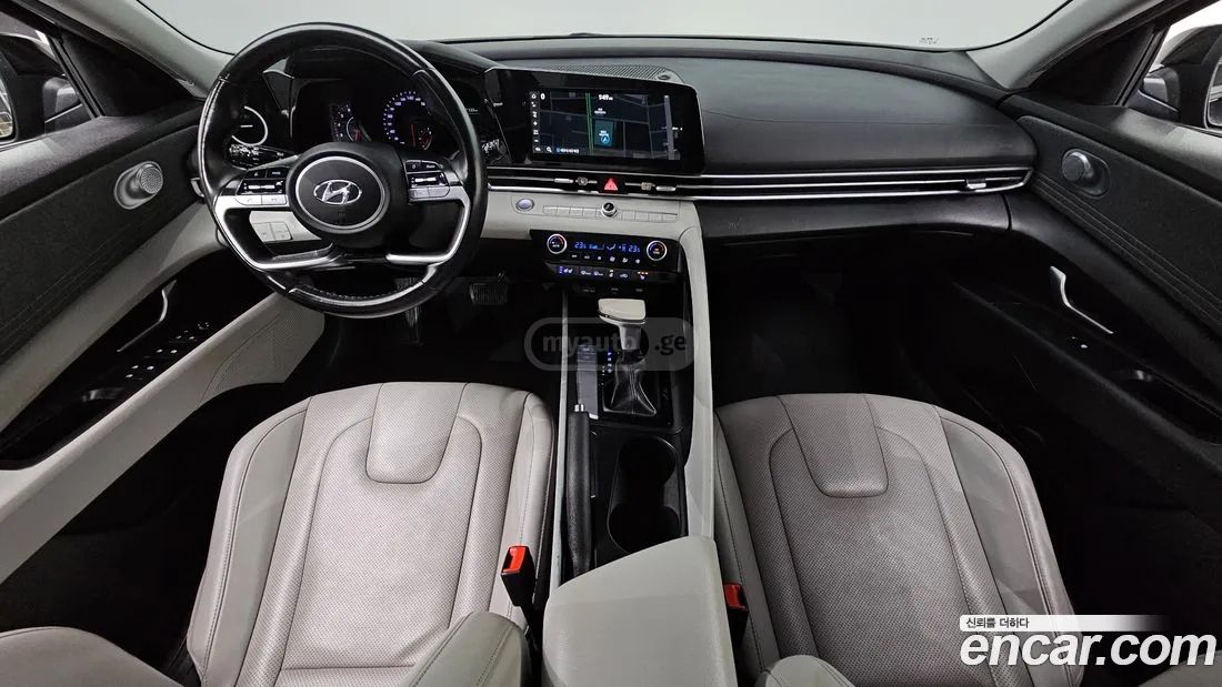 Hyundai Elantra - фото 7