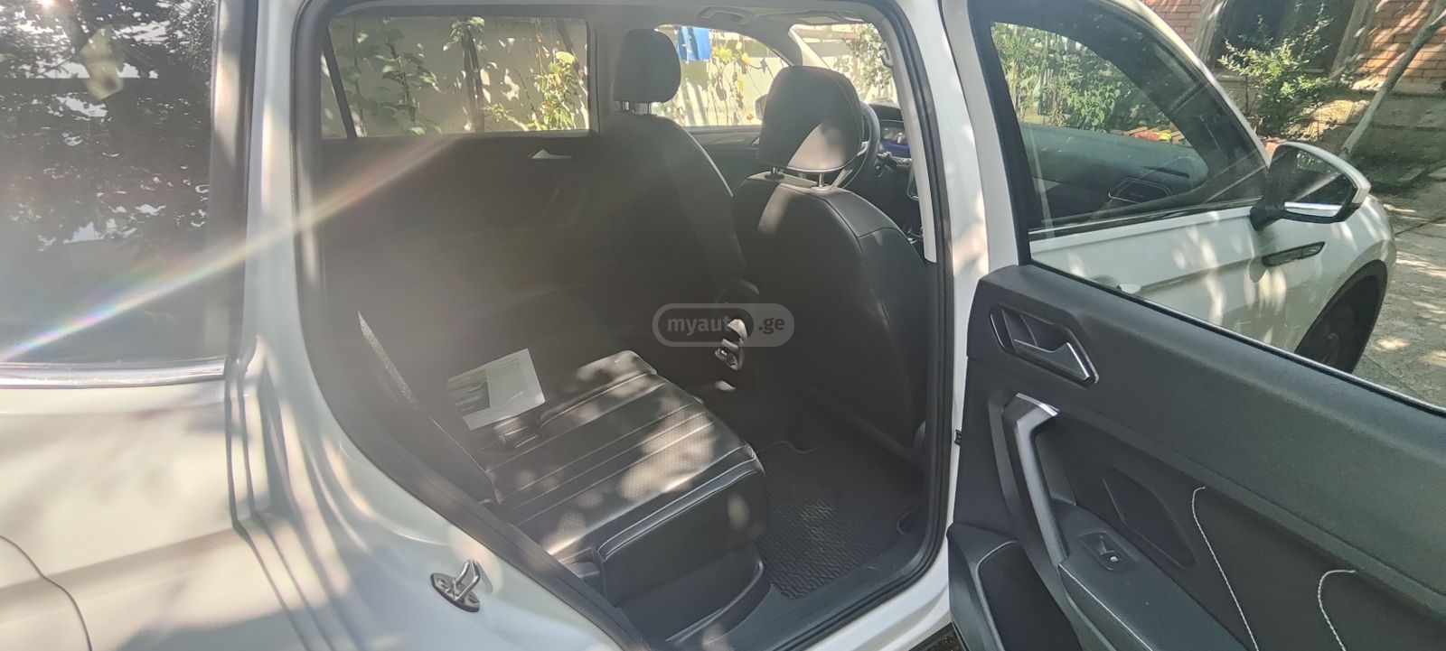 Volkswagen Tiguan SE 2024 — миниатюра 9