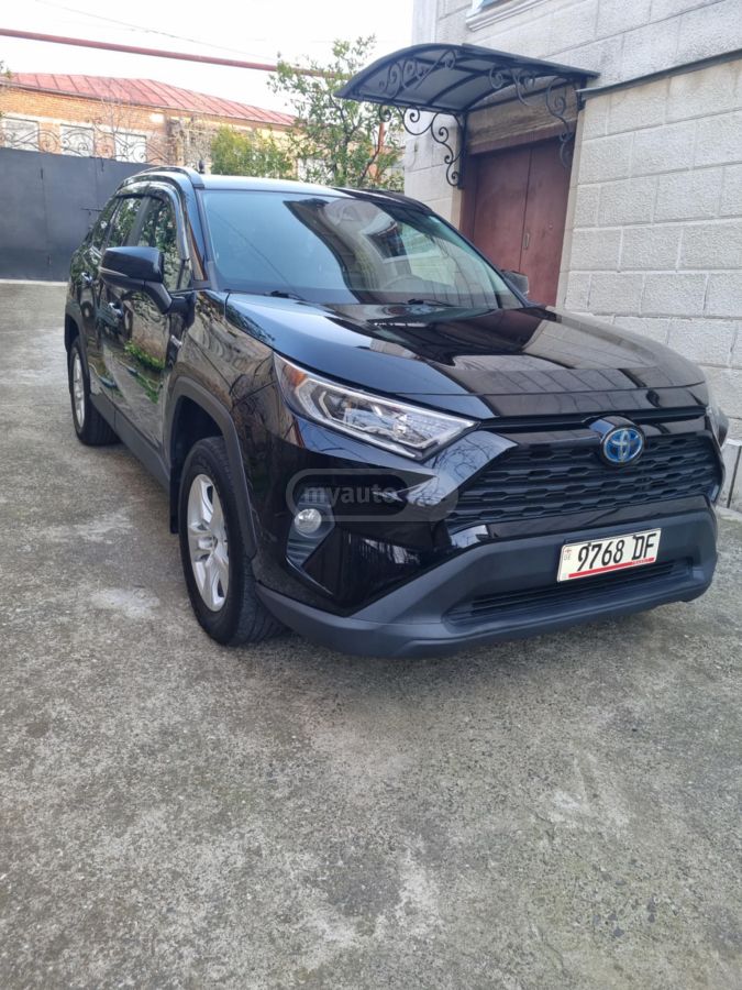 Toyota RAV 4 - фото 2