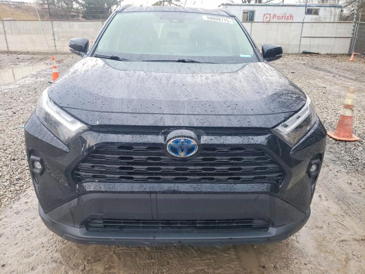 Toyota RAV 4 - фото 5