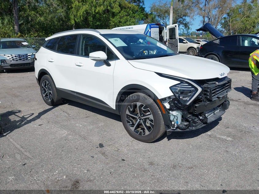 Kia Sportage - фото 1