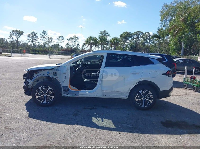 Kia Sportage - фото 13