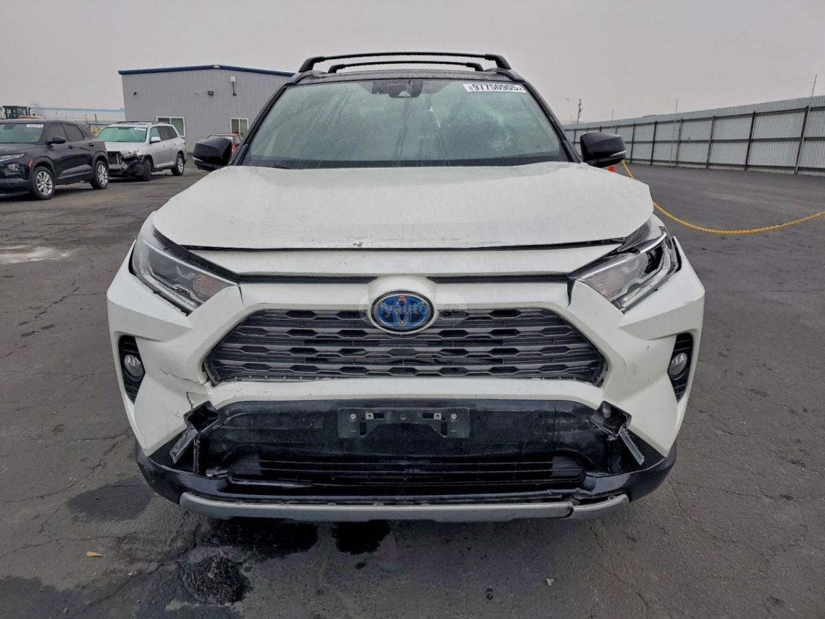 Toyota RAV 4 - фото 5