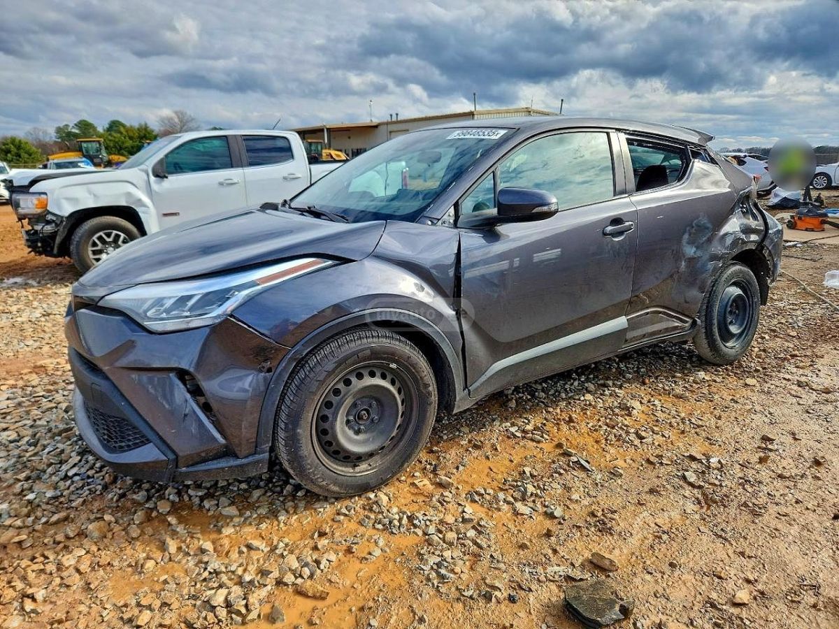 Toyota CHR - фото 1
