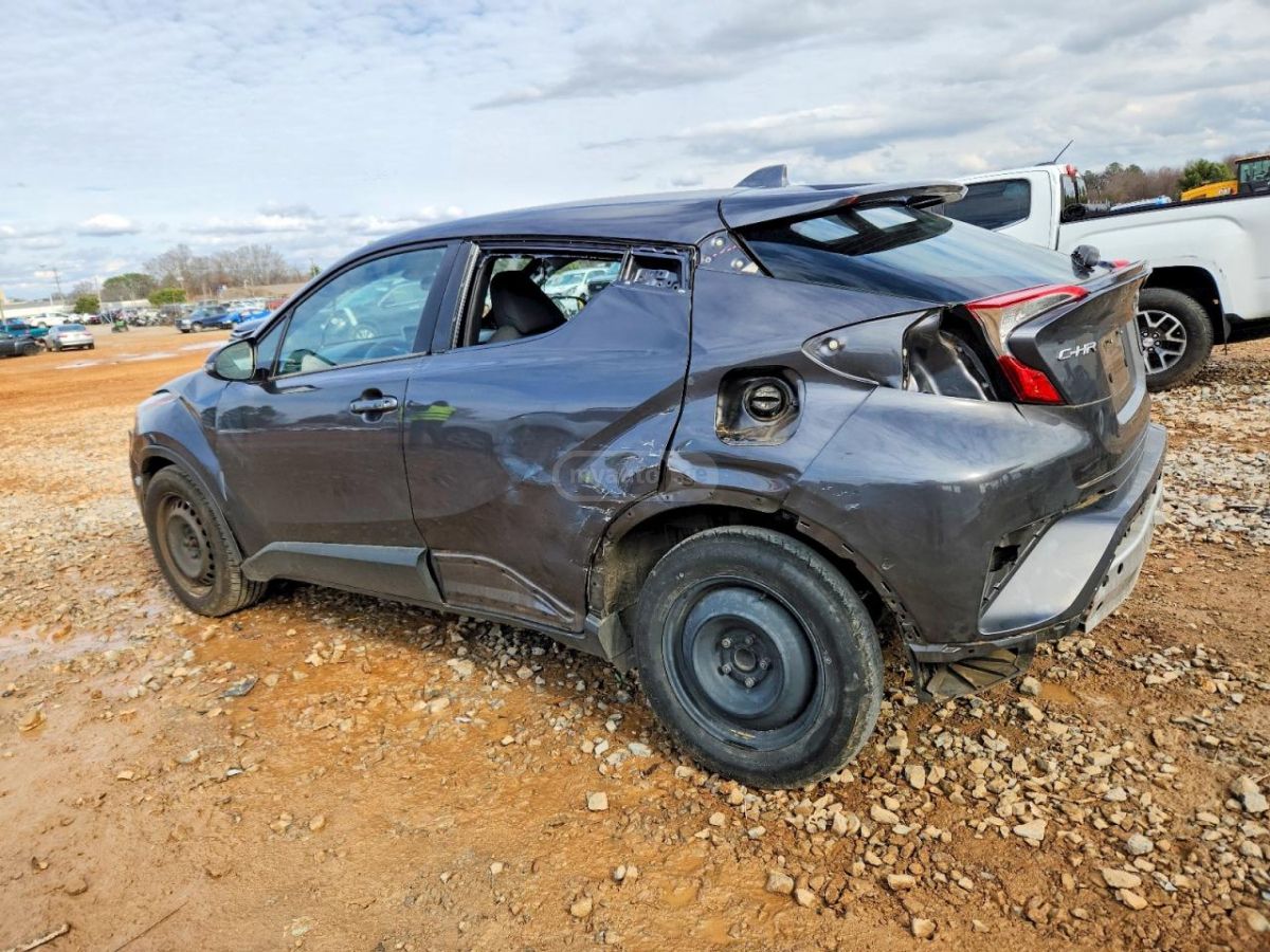 Toyota CHR - фото 2