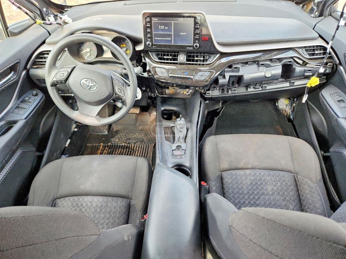 Toyota CHR - фото 8