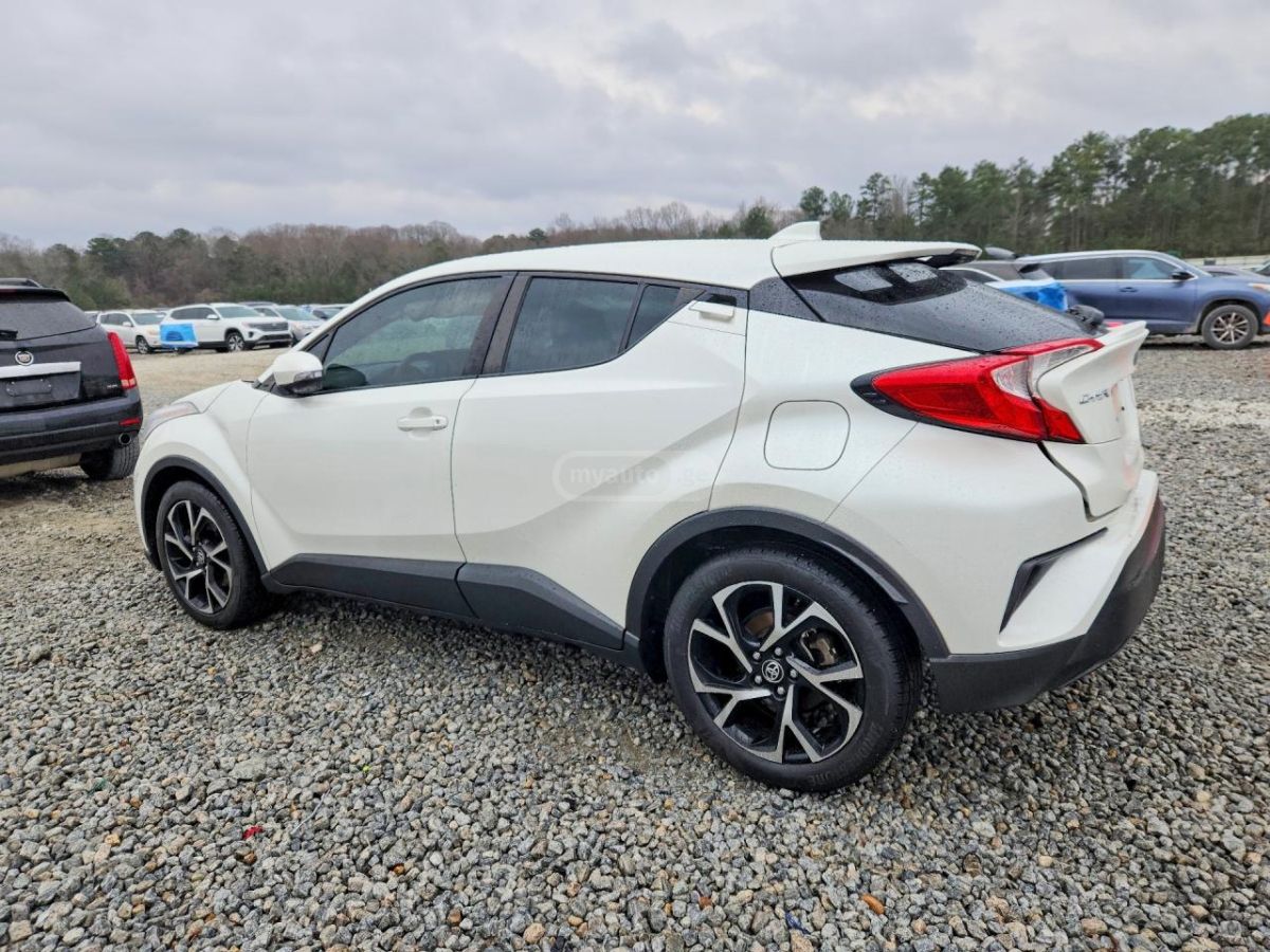 Toyota CHR - фото 2