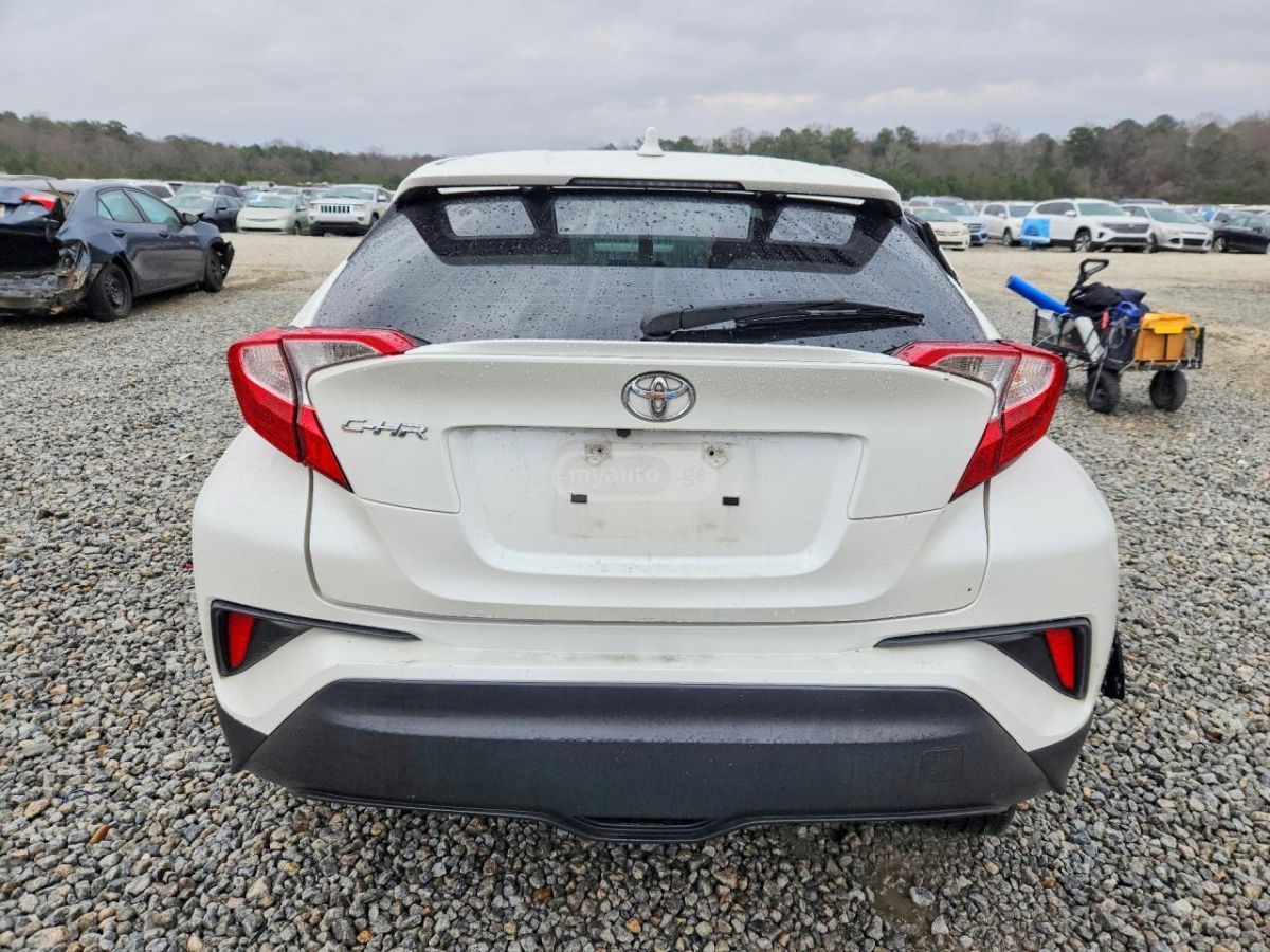 Toyota CHR - фото 6