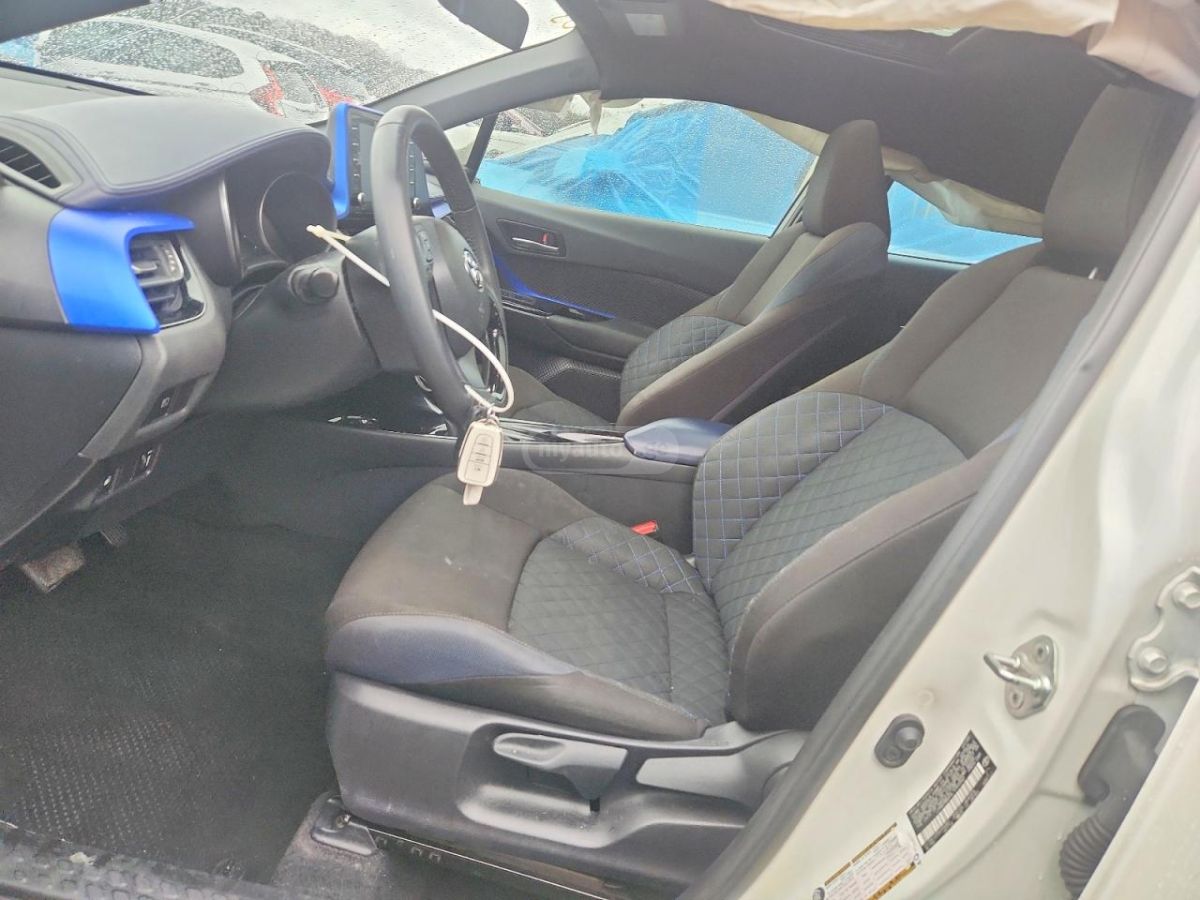 Toyota CHR - фото 7