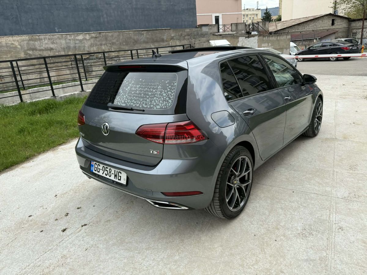 Volkswagen Golf - фото 2