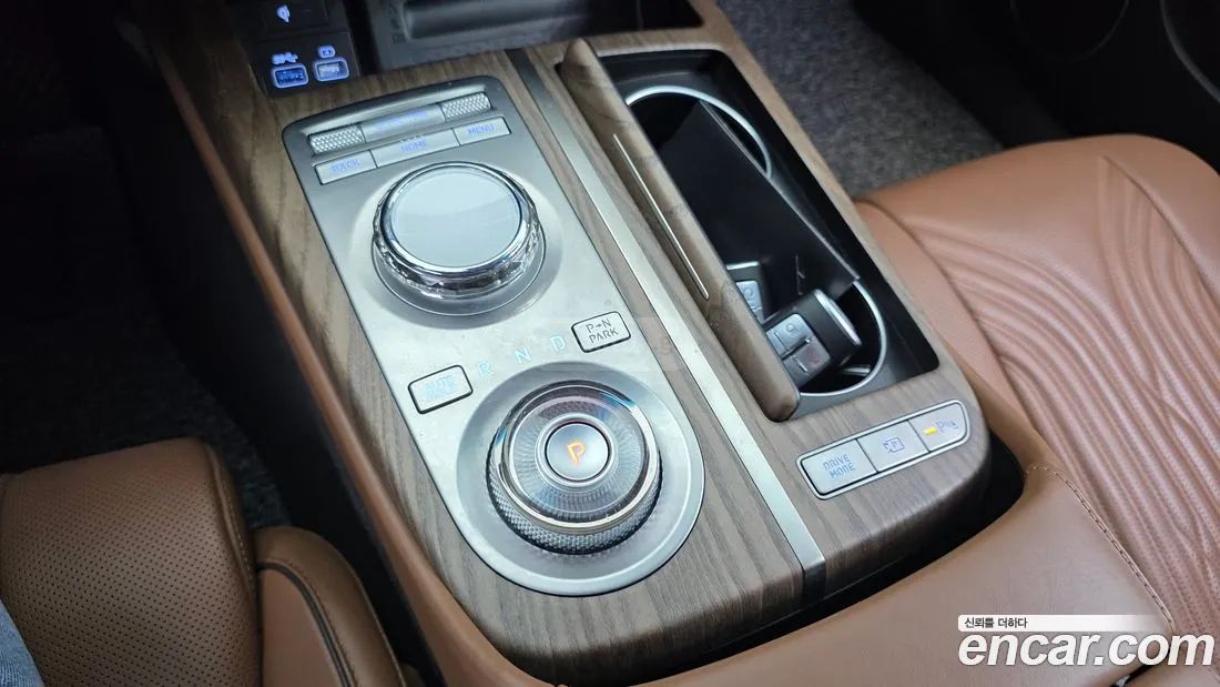 Hyundai Genesis 2023 — миниатюра 9