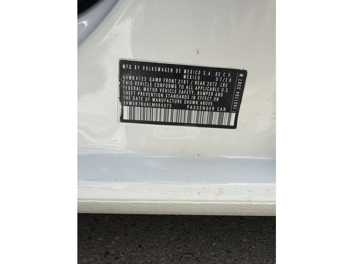 Volkswagen Jetta - фото 8