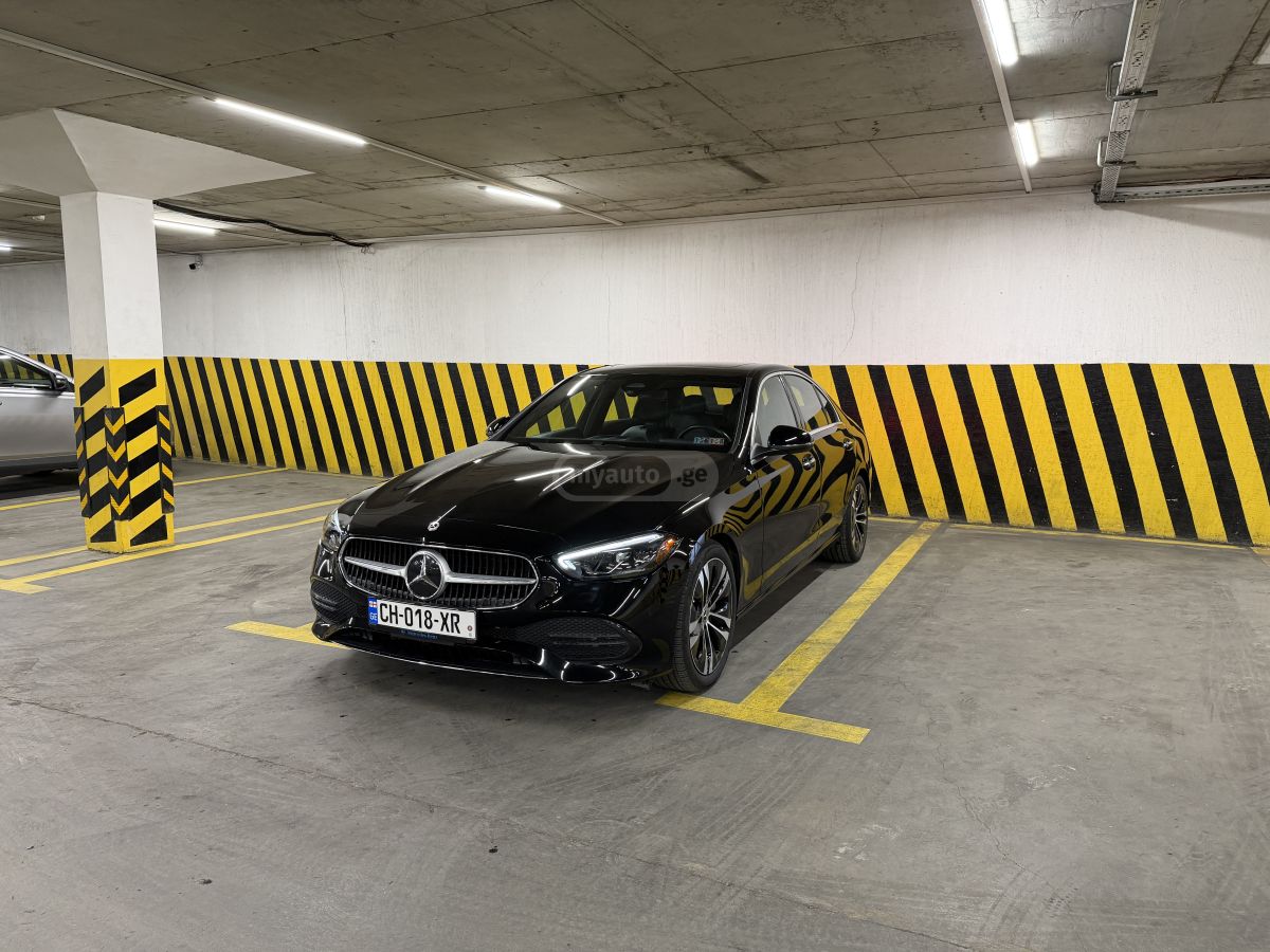 Mercedes-Benz 4 Matic — миниатюра 1