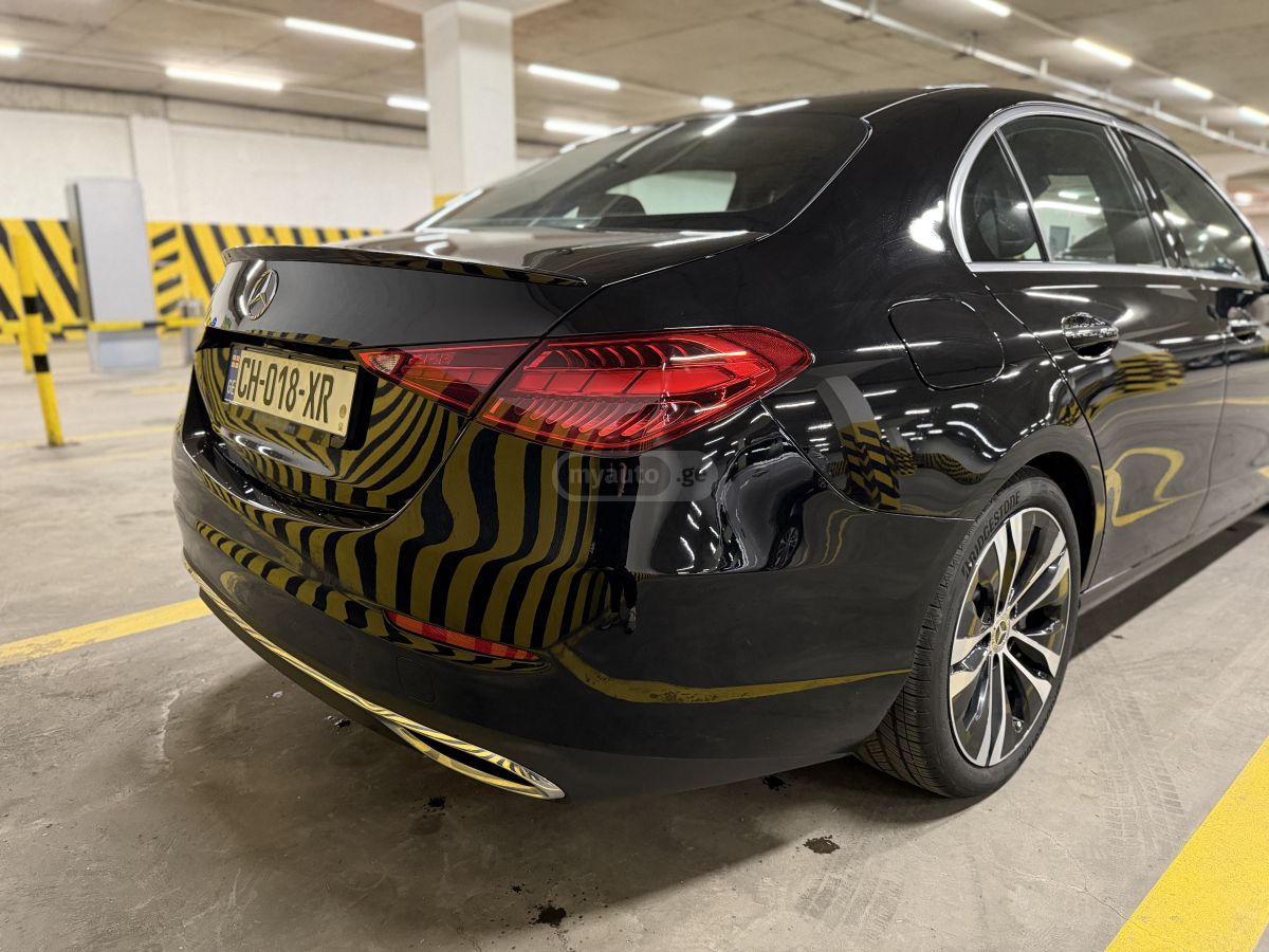 Mercedes-Benz 4 Matic — миниатюра 3