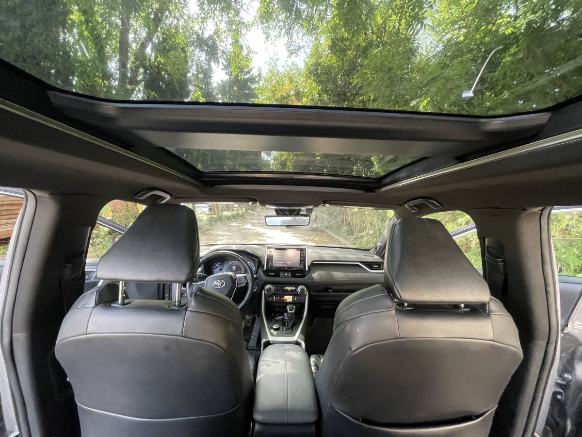 Toyota Xse hybrid 4x4 — миниатюра 14