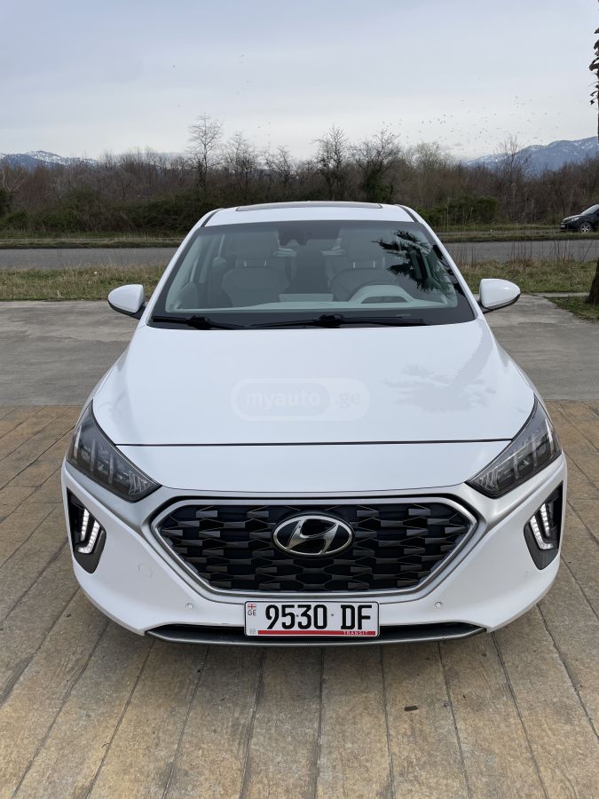 Hyundai Ioniq - фото 5
