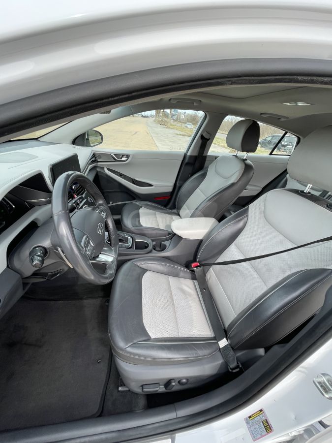 Hyundai Ioniq - фото 9