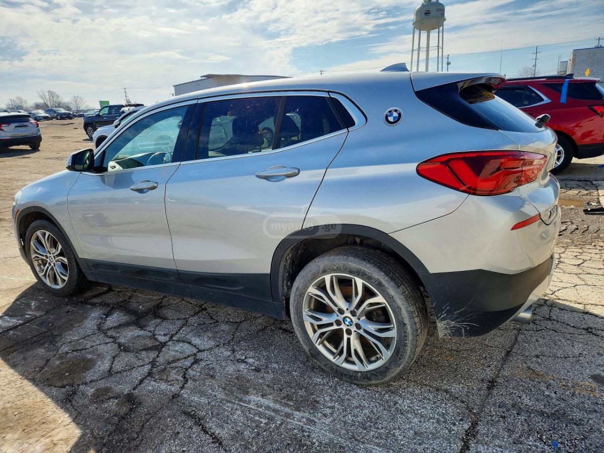 BMW X2 - фото 2