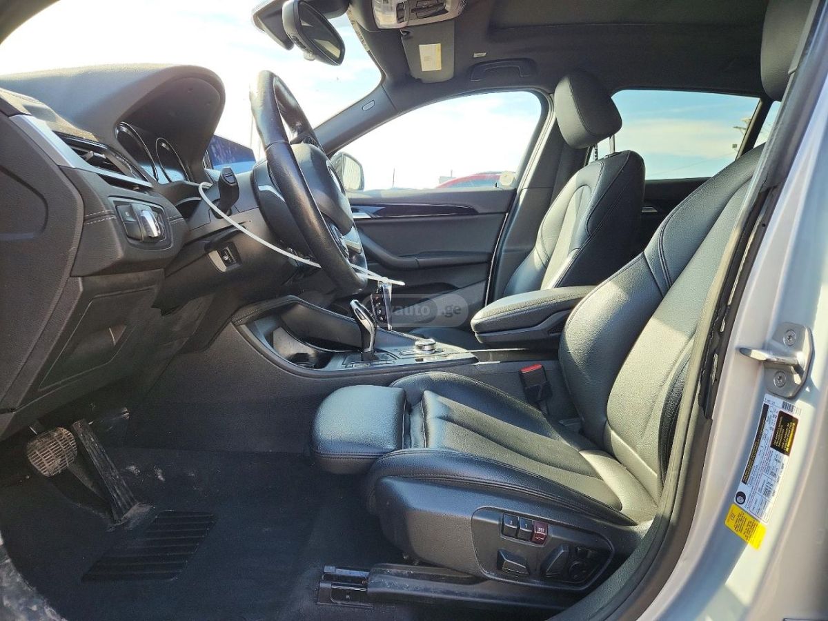 BMW X2 - фото 7