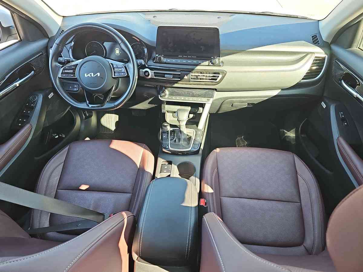 Kia Seltos 2023 — миниатюра 10