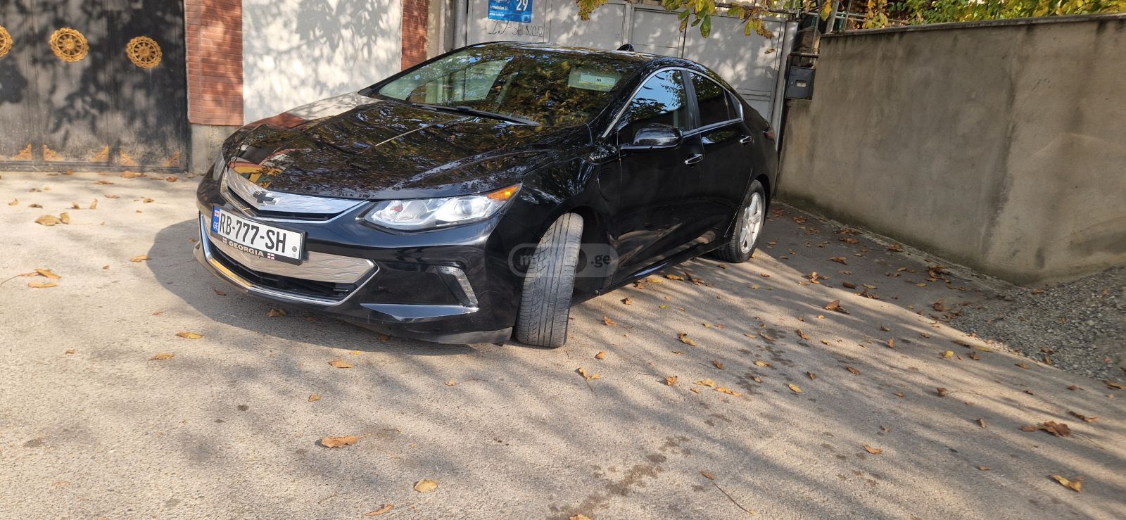 Chevrolet Volt - фото 1