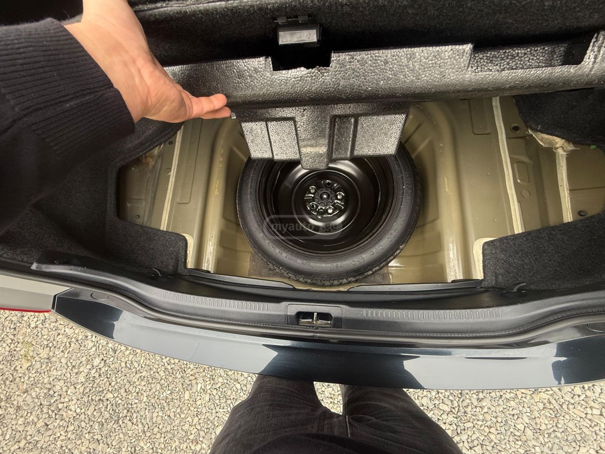 Toyota Camry - фото 14