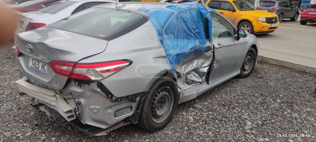 Toyota Camry - фото 5