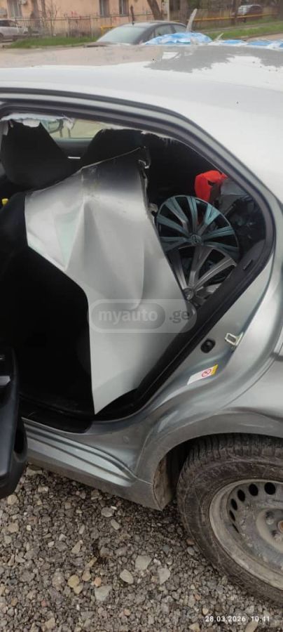 Toyota Camry - фото 9