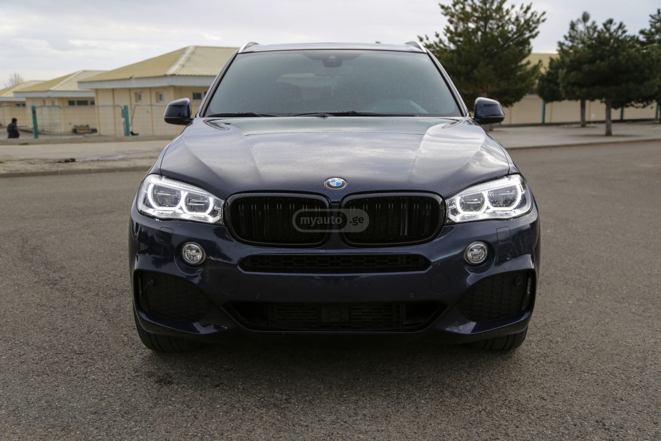 BMW X5 - фото 2
