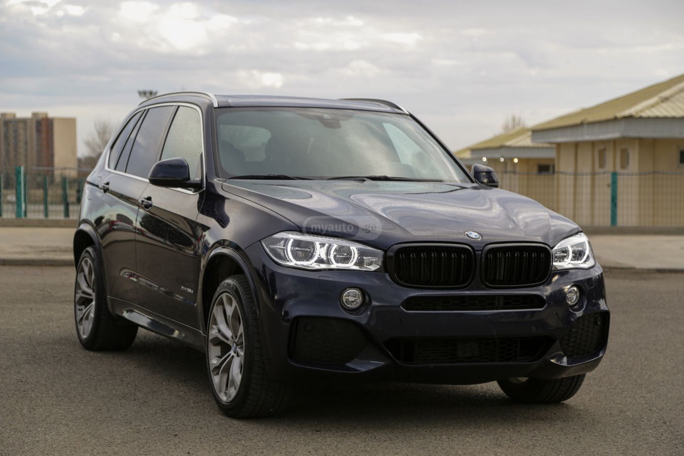 BMW X5 - фото 3