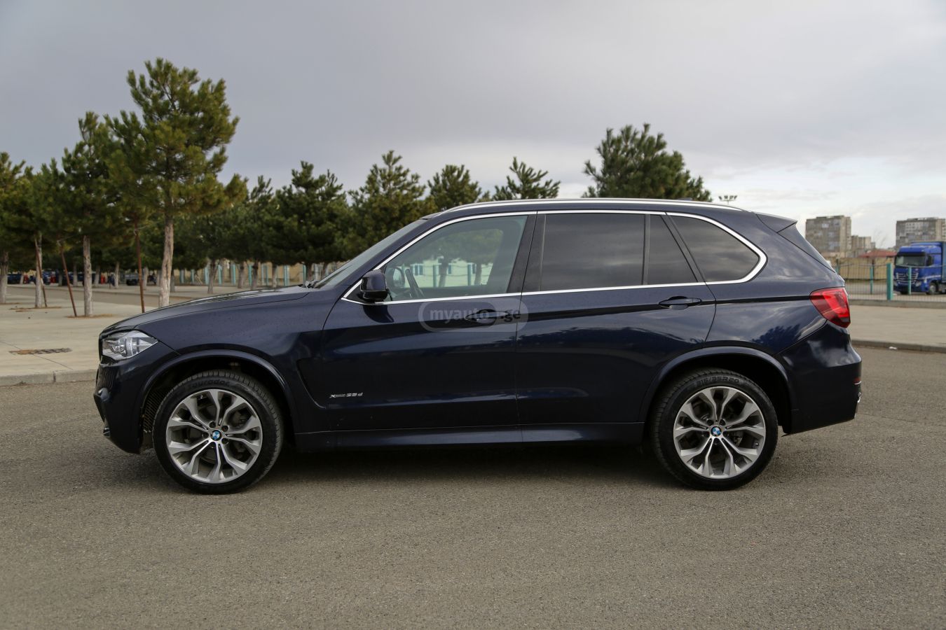 BMW X5 - фото 8