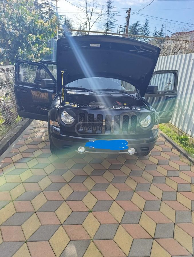 Jeep Patriot - фото 2