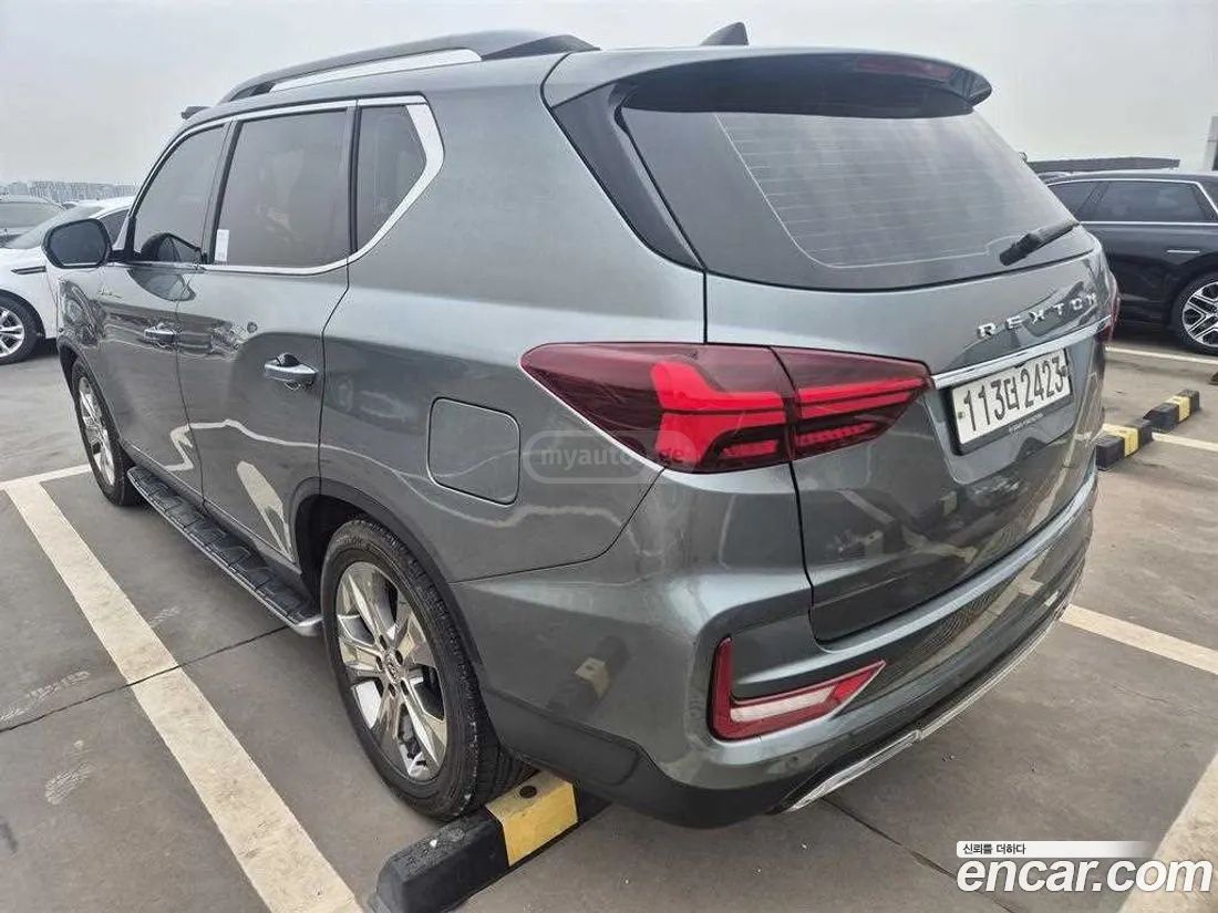 Ssangyong Rexton - фото 2