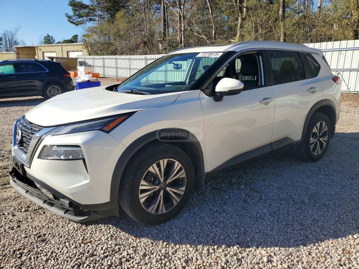 Nissan Rogue - фото 1