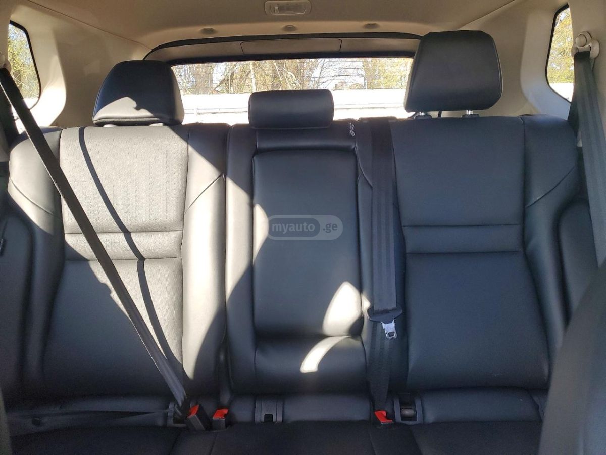 Nissan Rogue - фото 10