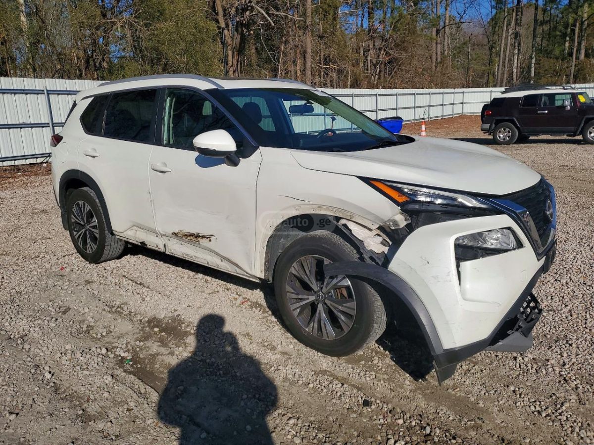 Nissan Rogue - фото 4