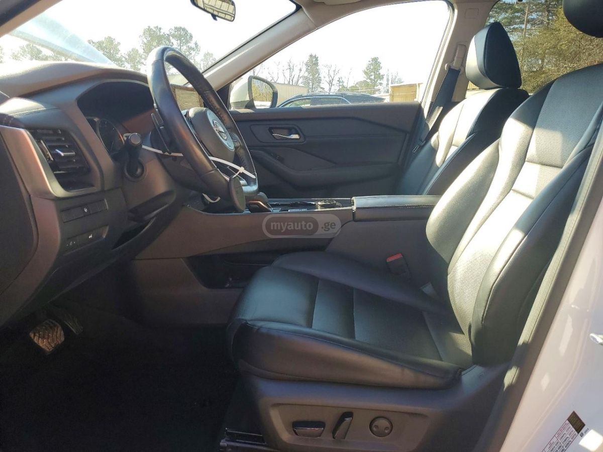 Nissan Rogue - фото 7