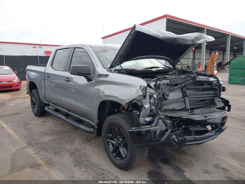 Chevrolet Silverado 2026 — миниатюра 1