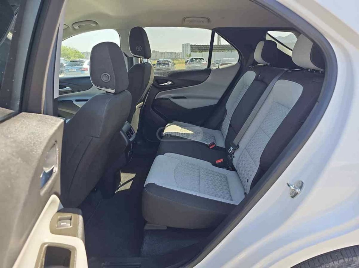 Chevrolet Equinox - фото 11