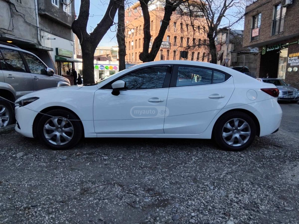 Mazda Axela - фото 7