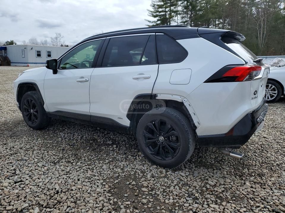 Toyota RAV 4 - фото 2